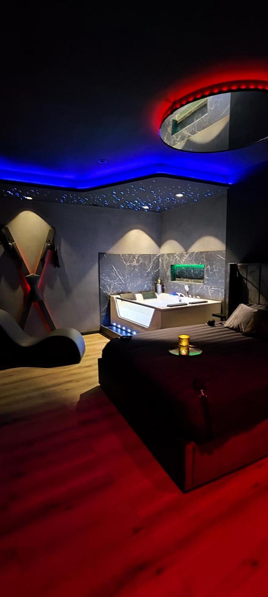 Loveroomxspa Bourg-Saint-Christophe Екстер'єр фото